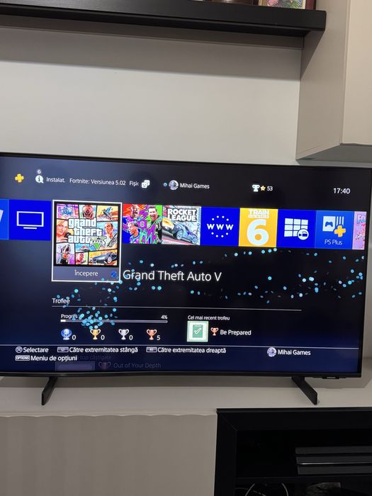 Vând playstation 4 pro