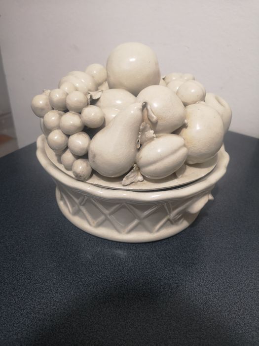 Bol din ceramică de belgia