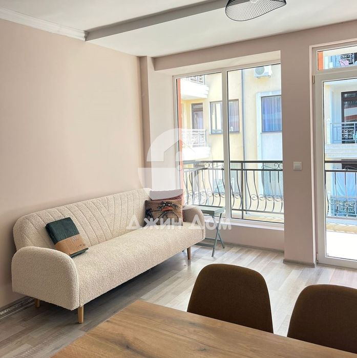 Продава се Двустаен апартамент в Свети Влас - 76 кв.м за 1711 €/кв.м - Снимка #1