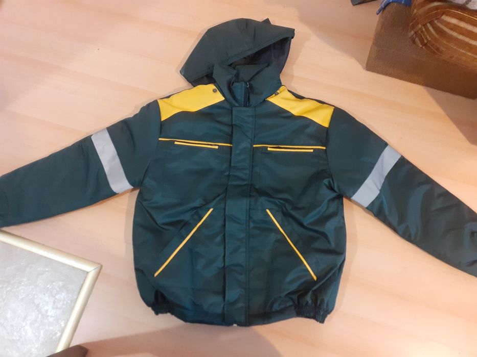 Зимен гащеризон с яке -  нови; номер 50