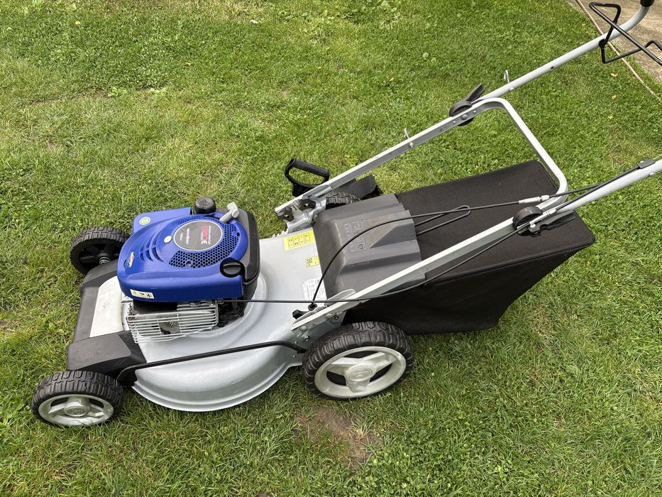 Masina tuns iarba LuxTools, 53 cm, Briggs&Stratton 3,2 cp, autopropulsie