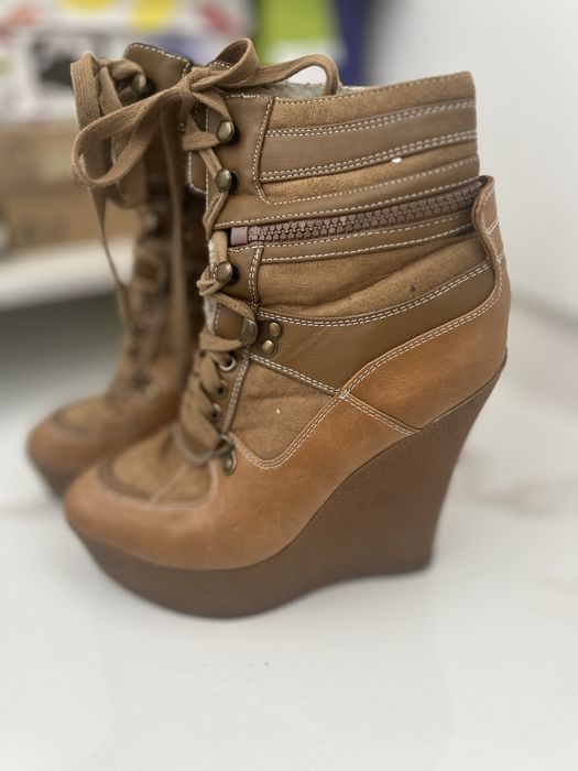 Продам ботинки утепленные