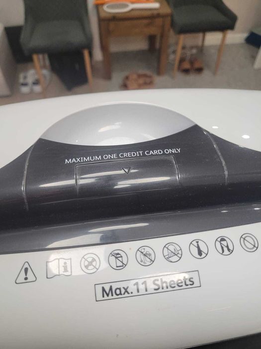 Шредер за хартия Rexel