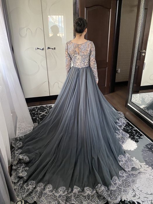 Продам платье