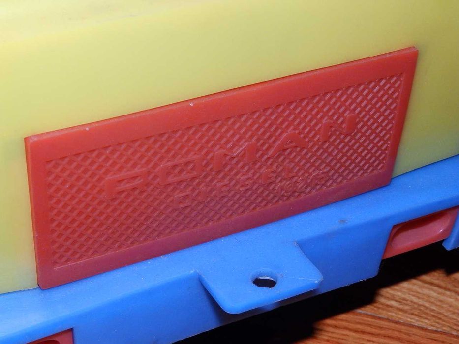 Детски играчки различни цени