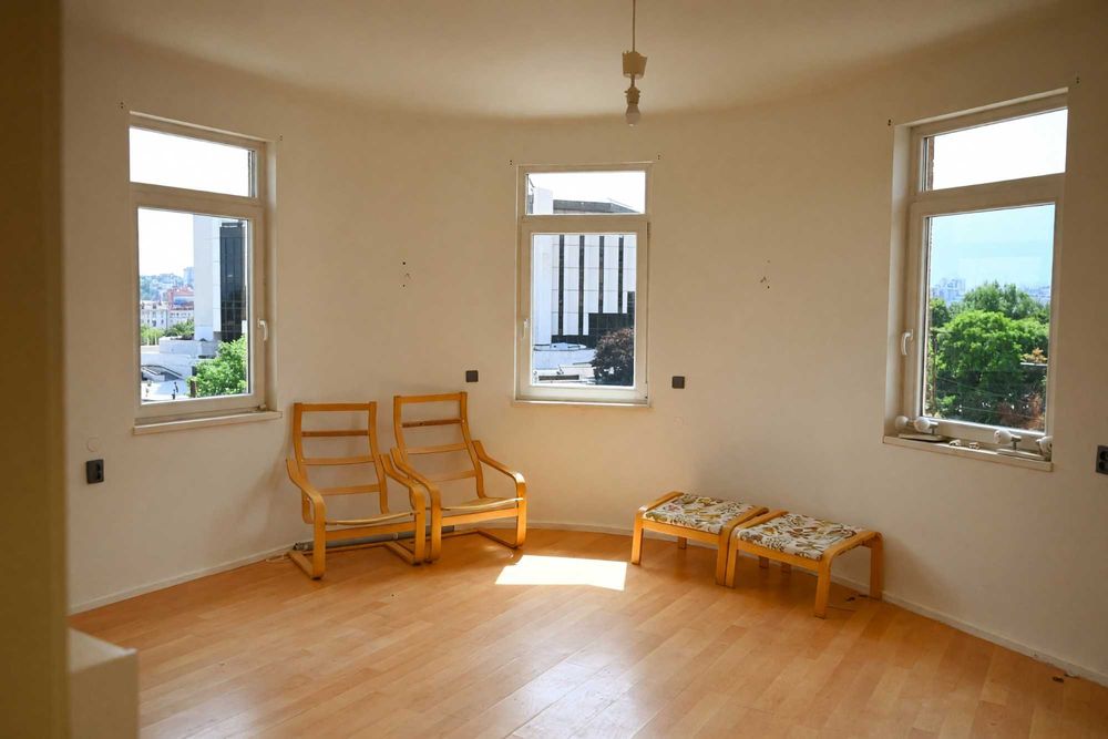 Продава се Двустаен апартамент в София, Манастирски ливади - 79 кв.м за 4165 €/кв.м - Снимка #11