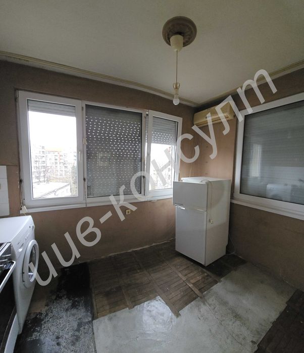 Продава се Двустаен апартамент в Велико Търново, Център - 45 кв.м за 1378 €/кв.м - Снимка #4