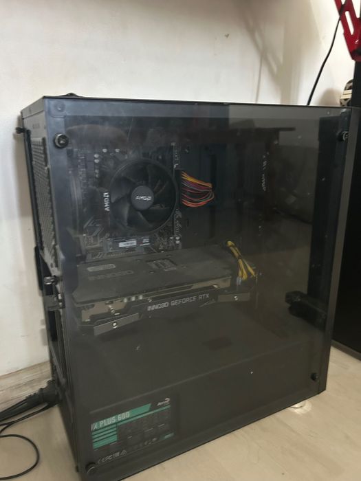 Pachet: monitor,pc,scaun gaming , birou gaming