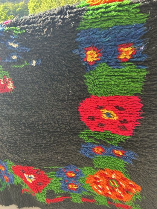 3 броя родопски одяла с размери 150/200 см., цена за брой 80 лв.