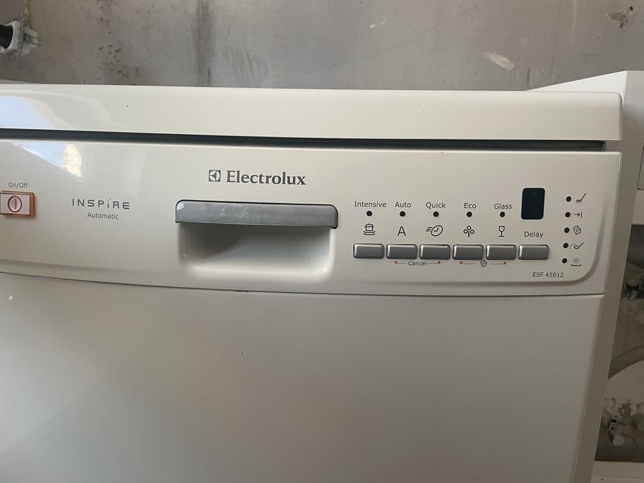 Съдомиялна Electrolux