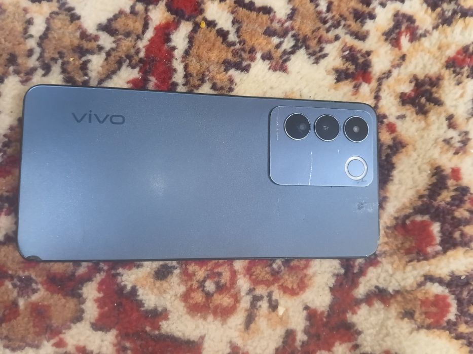 Телефон Vivo 27e или обмен