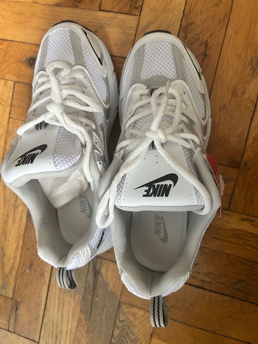 Чисто нови женски Nike обувки