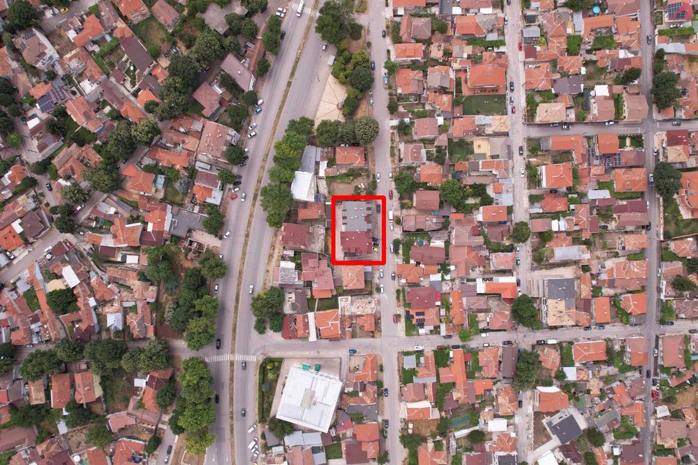 Продавам 2-СТАЕН - град Добрич, Пинета, паметник Пейо Буюклията