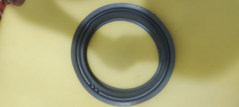 Продаются новые оригинальные манжеты на стиральную машину LG Samsung