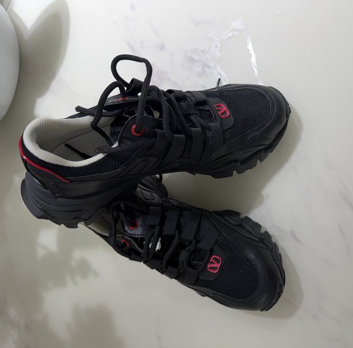 Маратонки Valentino