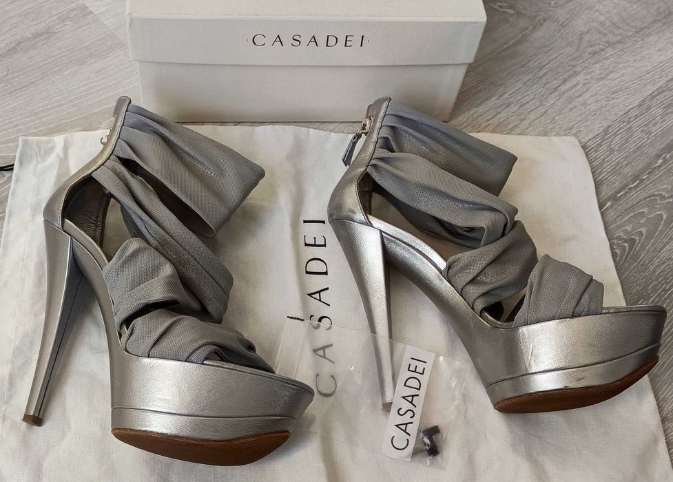 Босоножки CASADEI