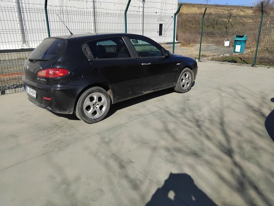 De vanzare alfa romeo
