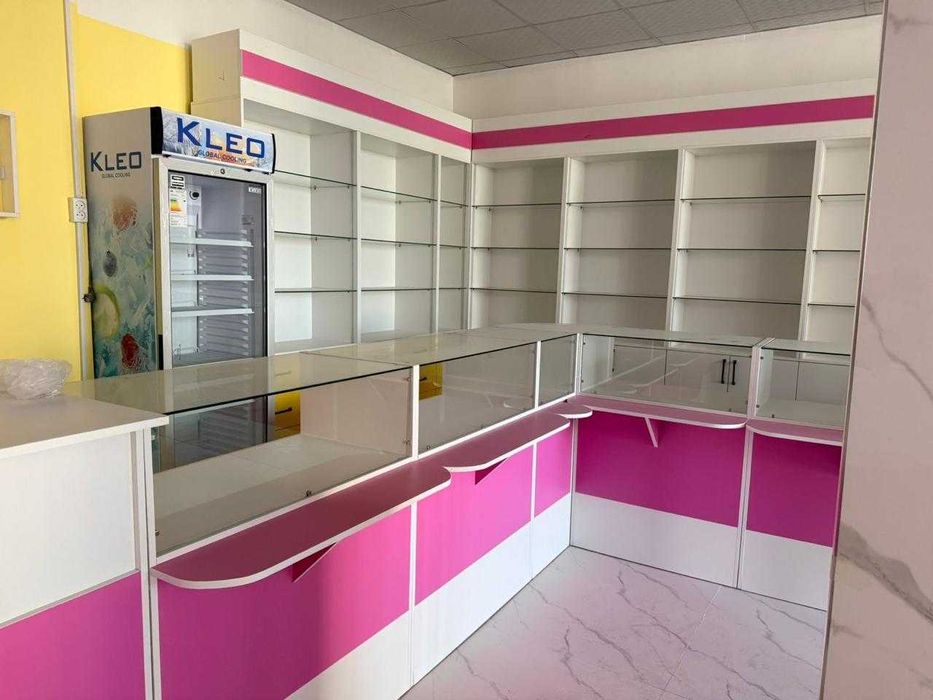 Шкафтар мен сөрелер