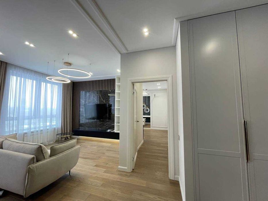 Сдам Хорошую 2-х комнатную Квартиру на Ойбеке, 4/9 P8