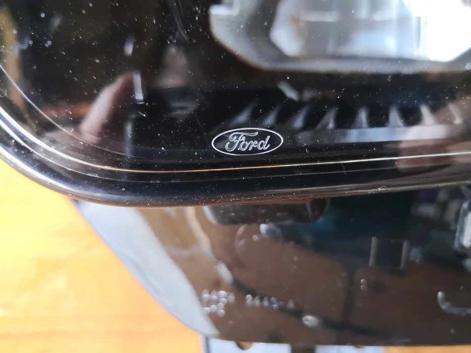 Фар Ford Explorer FULL LED ляв Оригинален