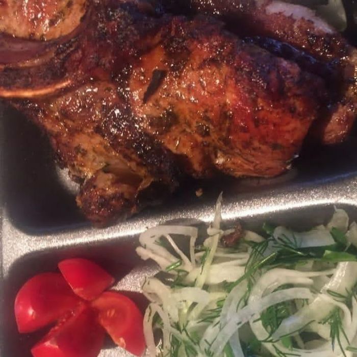 Доставка гигантских шашлыков