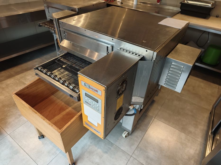 Utilaje covrigărie!