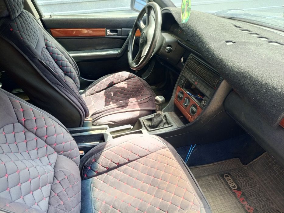 Продам машину Ауди.100с4