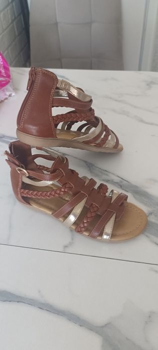 Детская одежда и обувь