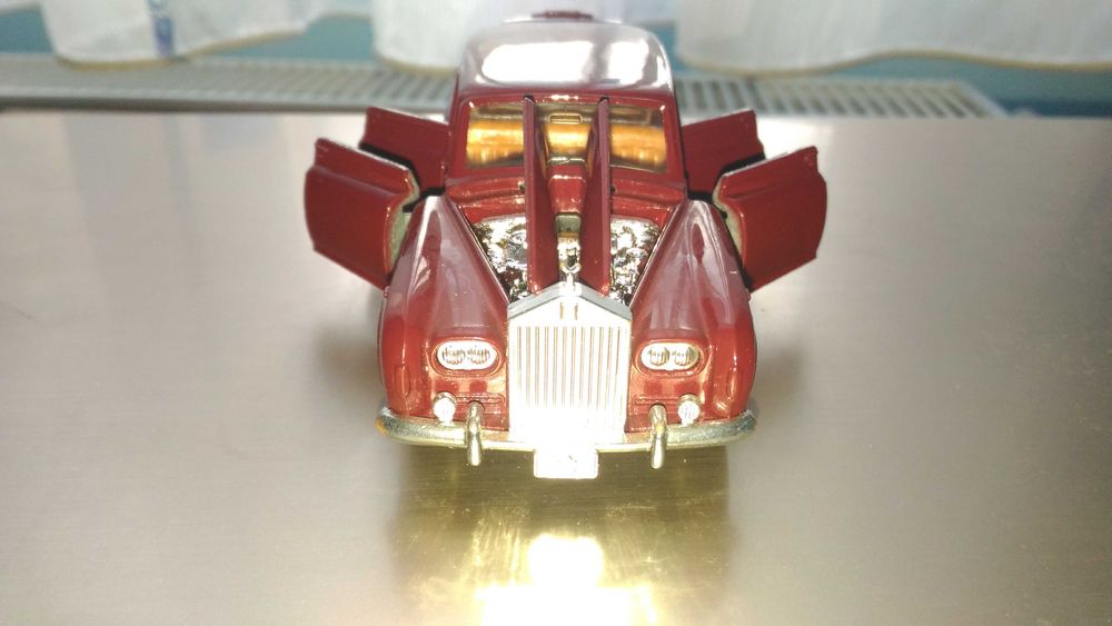 Machete metal Diapet, Tomica Dandy Rolls Royce Japonia