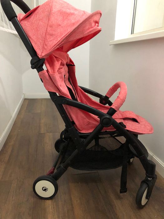 Коляска детская для девочки