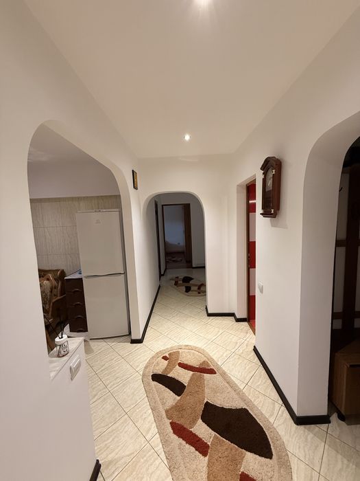 Apartament 3 camere de închiriat – Strada Pietății