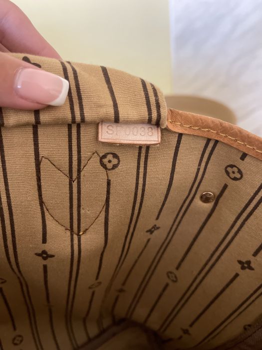 Louis Vuitton Neverfull MM