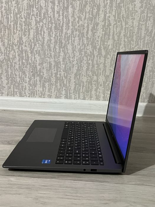 Ноутбук honor magicbook x16