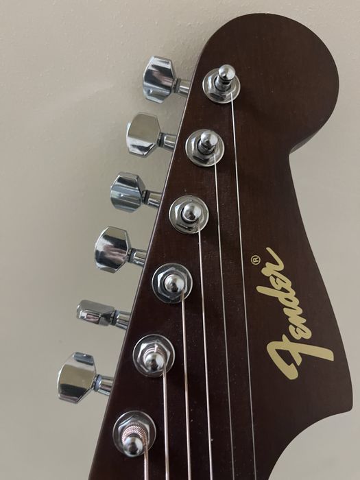 Гитара Fender California