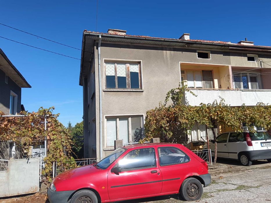 Продава се Къща в Тополовград - 136 кв.м за 368 €/кв.м - Снимка #1