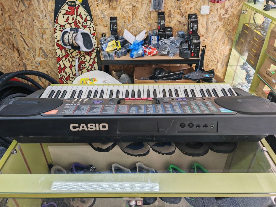 Синтезатор Casio CTK-620L