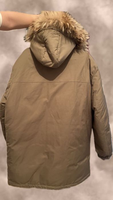 Продам зимнюю куртку.