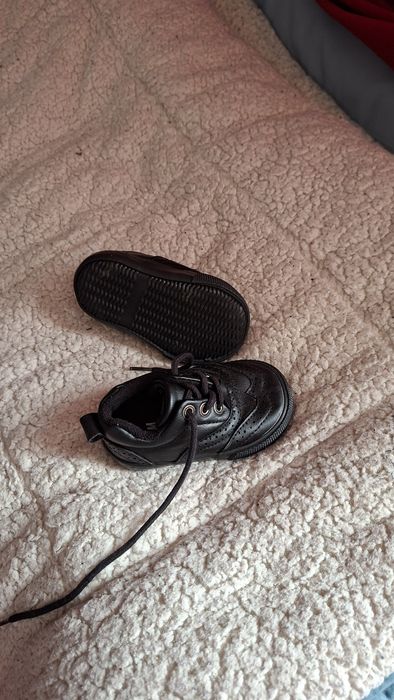 Adidasi H&M bebe