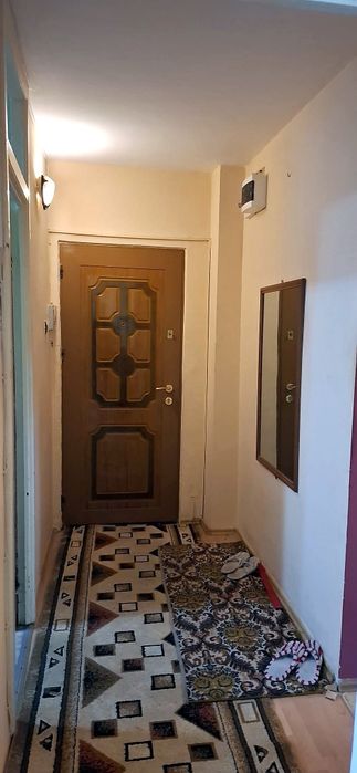 Apartament 3 camere, 2 băi, pivniță, de vânzare, Sibiu, Hipodrom IV, strada Siretului,zona Calea Dumbravii, etaj 3, Direct de la proprietar.