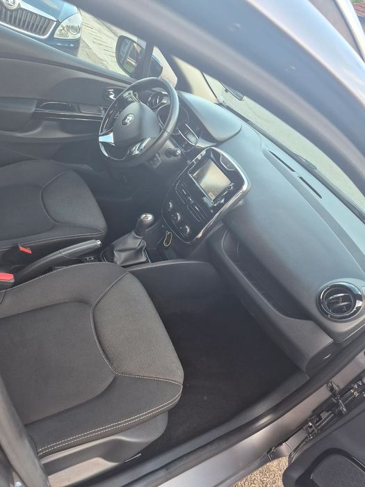 Renault Clio Navigație/Senzori/Cameră/Pilot/Start Stop