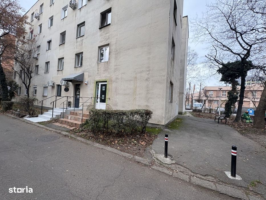 Spatiu comercial Strada Iza ,  zona Rogerius