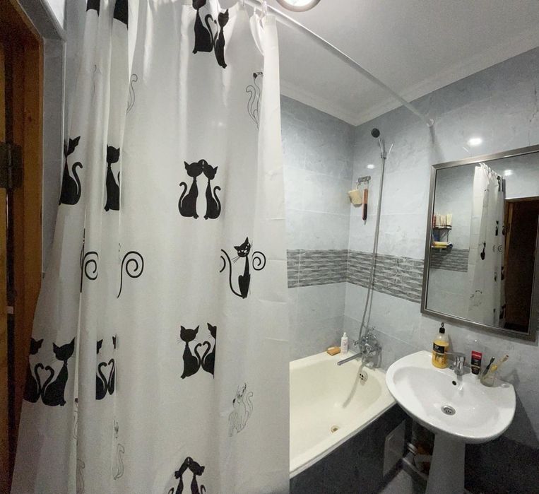 Продается 5ком.квартира  5/5 эт