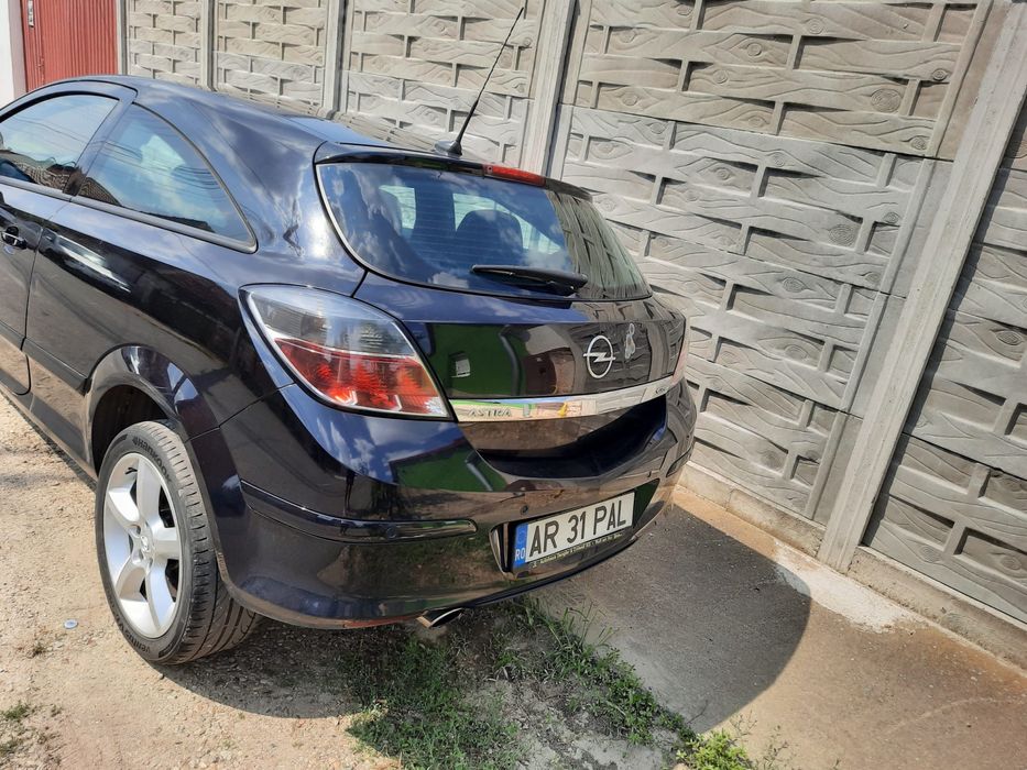 Opel astra H GTC