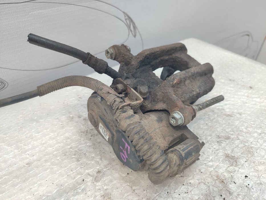 Etrier Frână Spate Dreapta Cu Motoraș Electric Bmw 5 Series 2010-2016 / Cod Oem 32345700 (5D2)