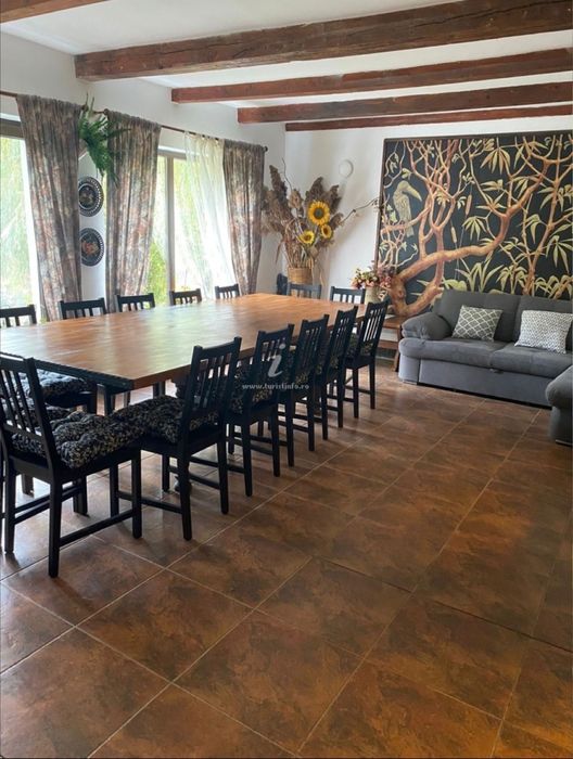 Cazare Casa TES - Camere de inchiriat, Craciun, Vila, Cabana, Pensiune