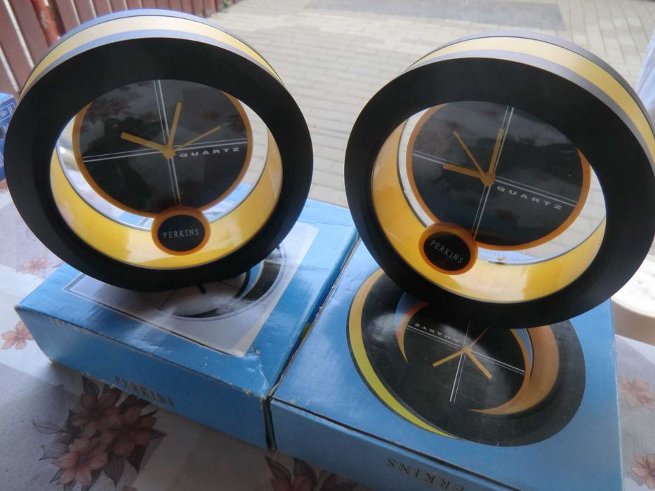 Ceas quart cu pendula  si saltea cu masaj