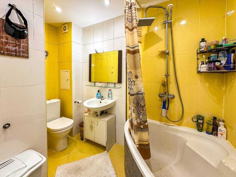 Продава се Тристаен апартамент в Бургас, Сарафово - 129 кв.м за 1318 €/кв.м - Снимка #14