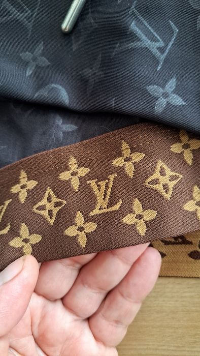 Top casual cu glugă Louis Vuitton