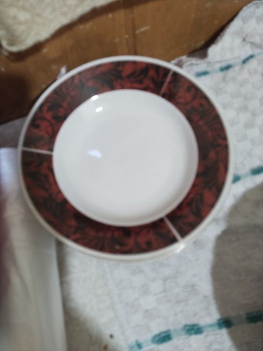 Тарелки все по 6 штук