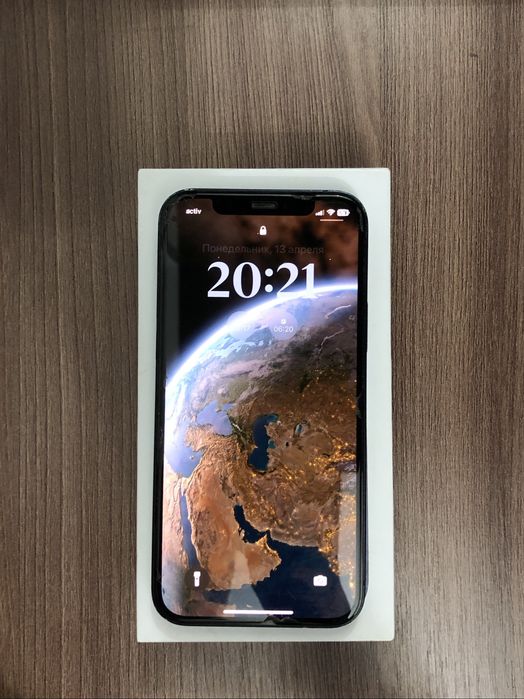 IPhone 12, тёмно синего цвета